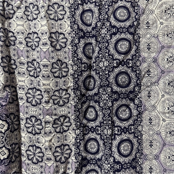Mono B Purple White Boho Surplice Patterned Tie Up Top Women’s Size Medium - Picture 13 of 16